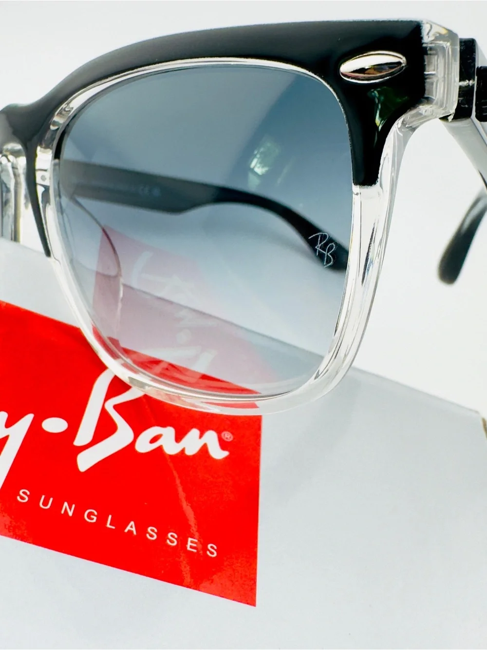 Ray-Ban Steve Sunglasses RB4487 Polished Black on transparent Frame Grey Lenses